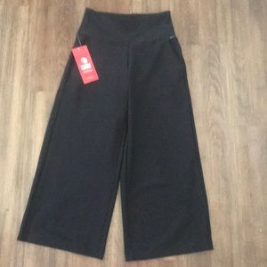 MPG Sport Bossy wide Leg Capri Yoga Waistband Sz S